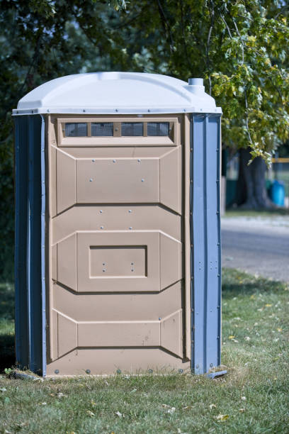 Portable Toilet Options We Offer in Silvis, IL